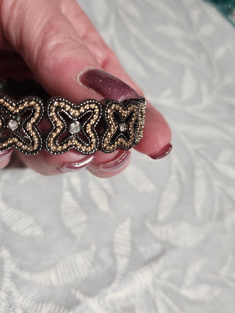 Parklane Samoa Gold and Black Beaded Floral Link Bracelet Stretchy